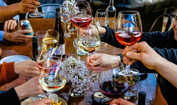 Paris Gourmet Tour Wine and Fromage Adventure