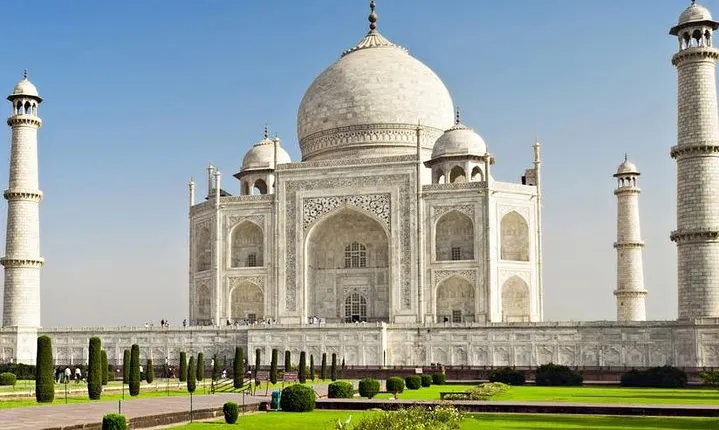 Same Day Agra Tour by Car
