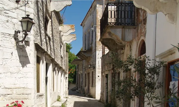 Half-Day Tour of Naxos Island (up to 7 pax)