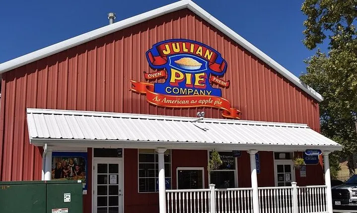 Private Tour to Julian Goldmine and see the lovely mountain town