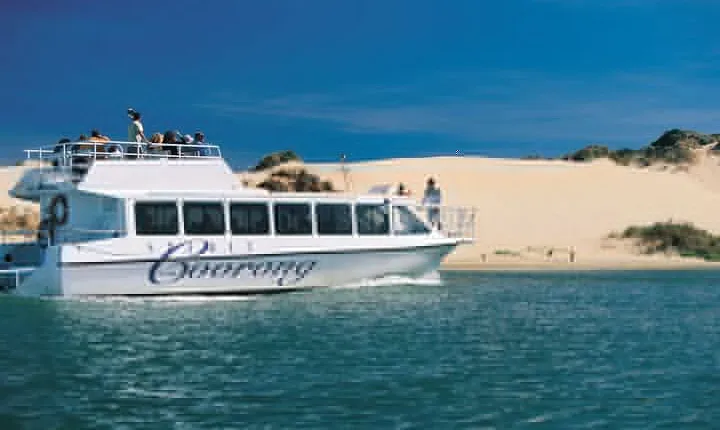 Coorong 3 & 1/2 Lunch Cruise and Tour