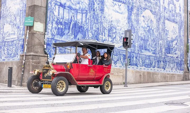 Explore Porto Aboard A Classic Tuk-Tuk tour 1h