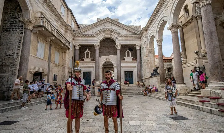 YOUR BEST PRIVATE TOUR - amazing Split and Diocletian's palace