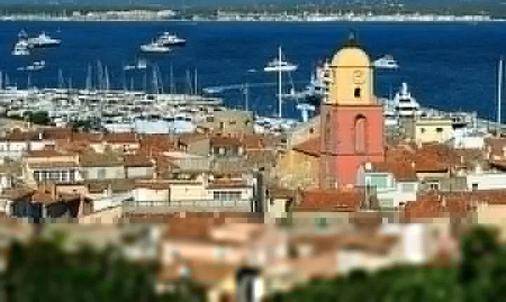 Saint-Tropez and Port Grimaud Day from Nice Small-Group Tour