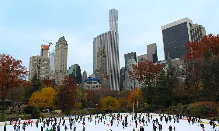 Ice Skating at Central Park plus St Patrick's Cathedral Tour