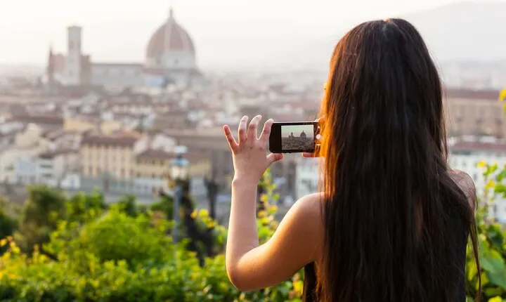 Private Day Trip: Rome to Florence & Pisa w/Lunch and Luxury Car!