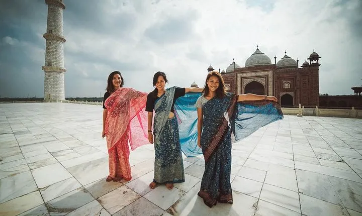 Half-day Taj Mahal Tour from Delhi by AC Car
