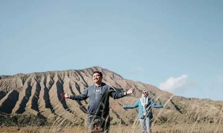 1 Day - Bromo Afternoon Siesta Tour start MALANG or SURABAYA // 11:00 - 18:00