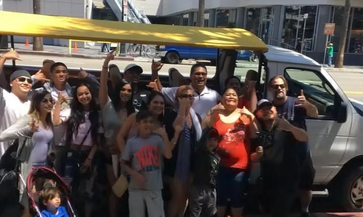 2-Hour Shared Celebrities Home Tours in Hollywood