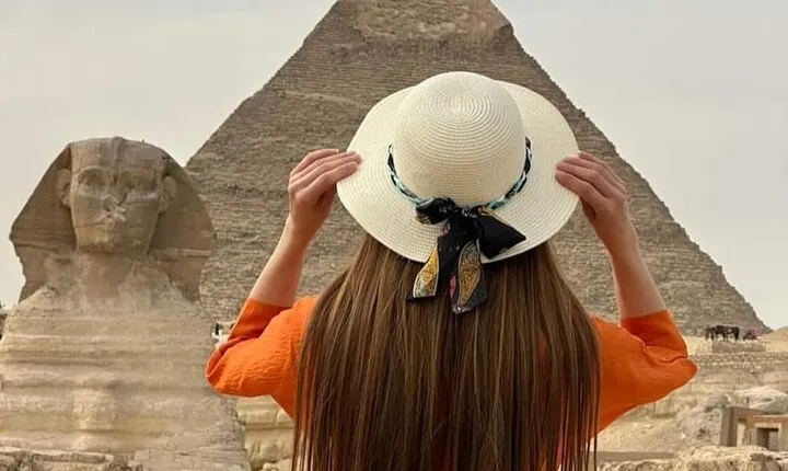 Amazing Cairo Private Guided Tour from Hurghada by Flight