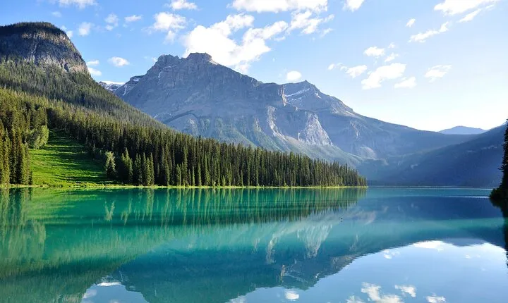 Emerald Lake, Takakkaw Falls & Canadian Rockies Hidden Gems 