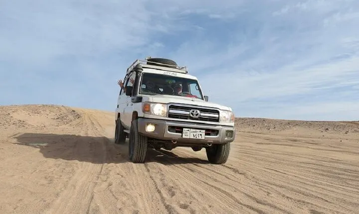 Super Safari Jeep, Sunset, Dinner, Camel & Show - Marsa Allam