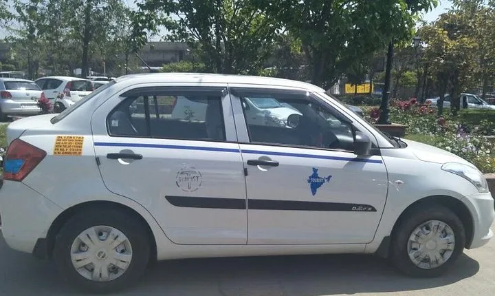 Private Transfer Delhi Hotel to Airport