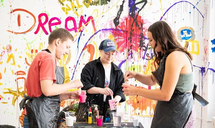 40 Minutes Private Fluid Art Class in Los Angeles