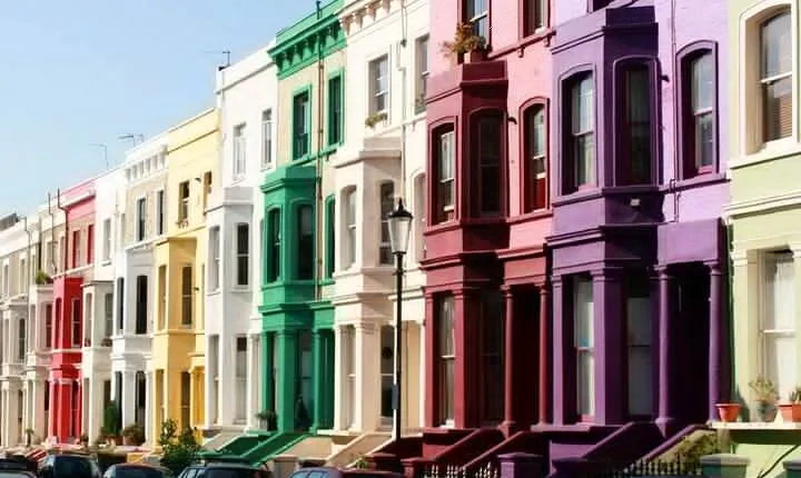 Private Notting Hill Photo Tour in London with Colorful Iconic Photo-Ops