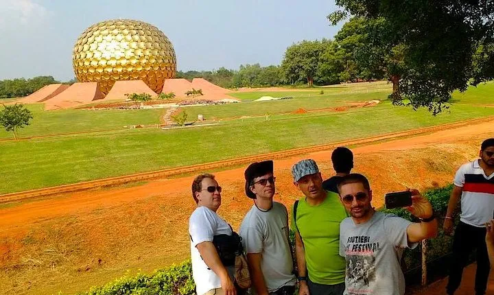 One day private tour of Pondicherry from Chennai in car with a guide
