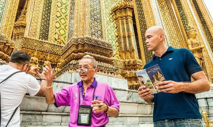 Explore Culture of Bangkok with Private Guide and Driver