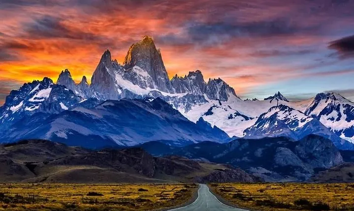 El Chalten Full Day & Free Trek from El Calafate