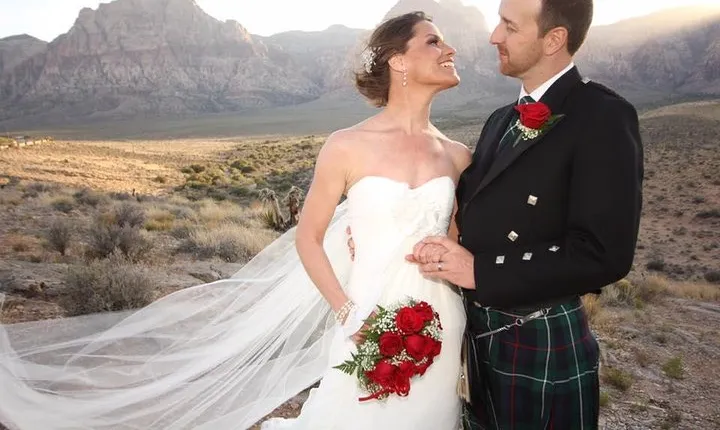 Red Rock Canyon Wedding by Private Limousine