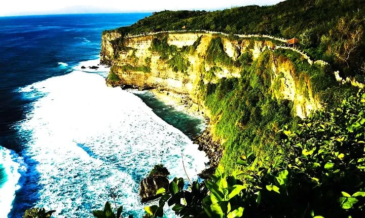 Bali Halfday Tour Uluwatu