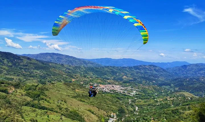 Guatape & Paragliding & El Peñol Rock & Quaint Town From Medellin