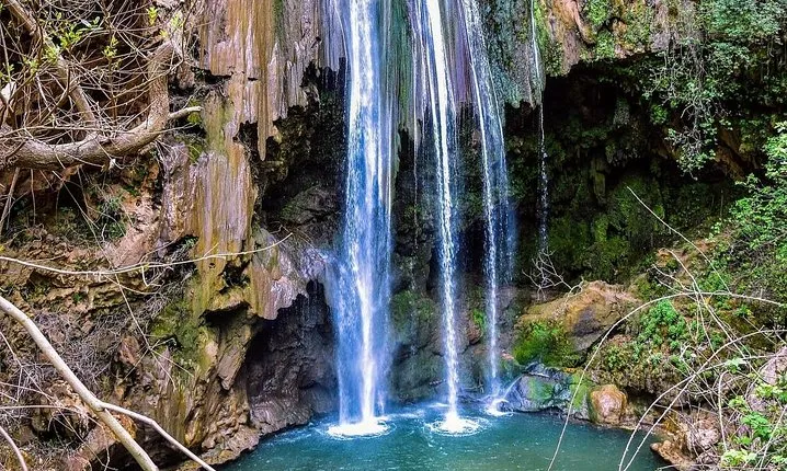 Akchour waterfalls tours