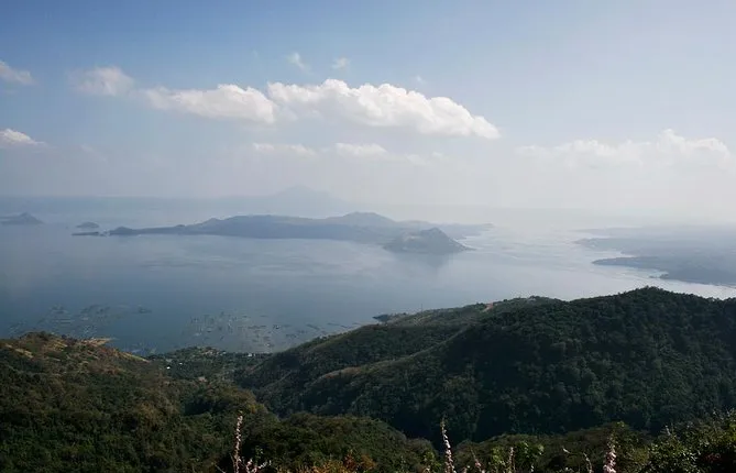 Private Full-Day Tagaytay Tour from Manila