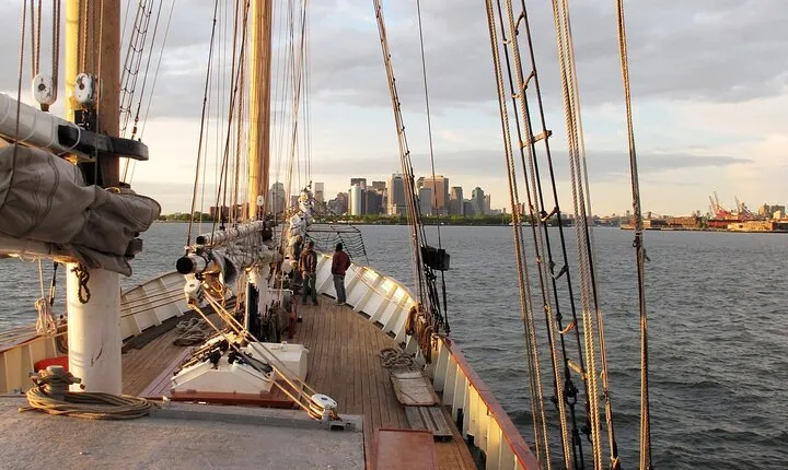 Afternoon Golden Hour Cocktail Sail - Clipper City
