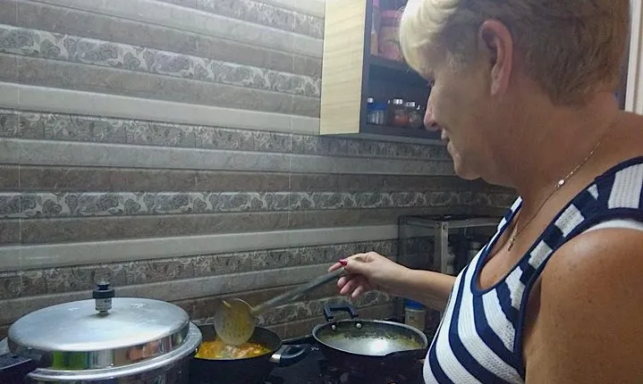 Learn to cook a South Indian meal in Chennai
