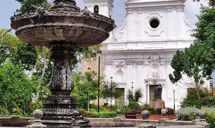 Shared Tour Santa Fe de Antioquia from Medellin