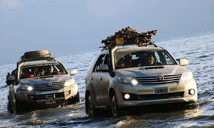 Ushuaia: Lago Escondido and Fagnano 4x4 Experience