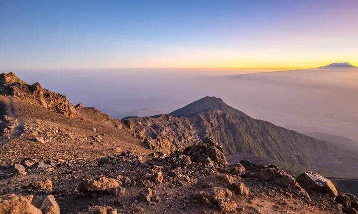 4 Day: Hiking Mount Meru