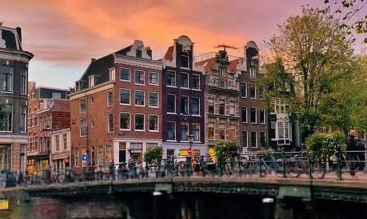 Amsterdam Private Walking Tour of Famous Painters