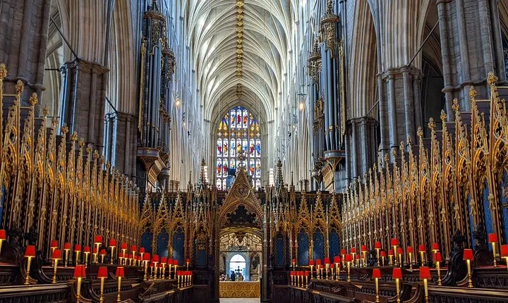 Westminster Abbey Tour and Changing of the Guards Ceremony