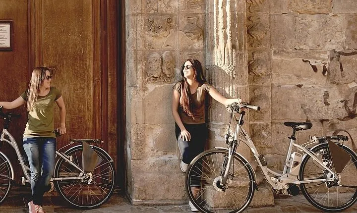 Private Electric Bike Tour with Play Granada
