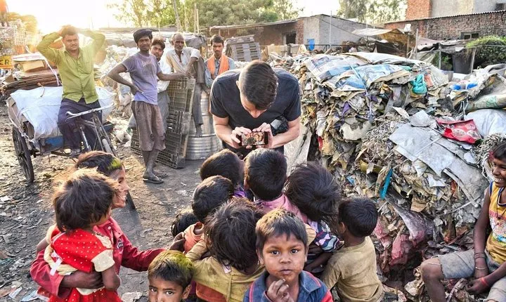 Explore Sanjay Colony, a Delhi neighborhood slum