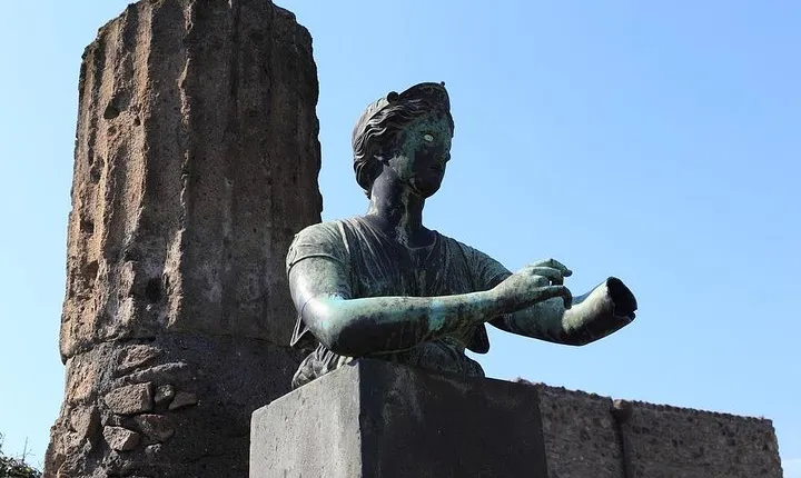 Herculaneum Pompeii and Paestum Private Tour from Rome with lunch
