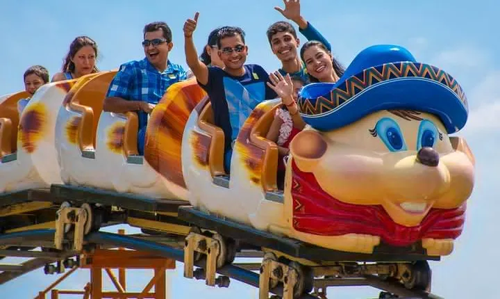 Bangkok Dream World & Snow Town Theme Park Admission Ticket (SHA Plus)