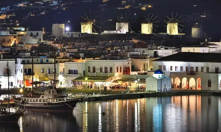 Mykonos Bar Crawl with a Local