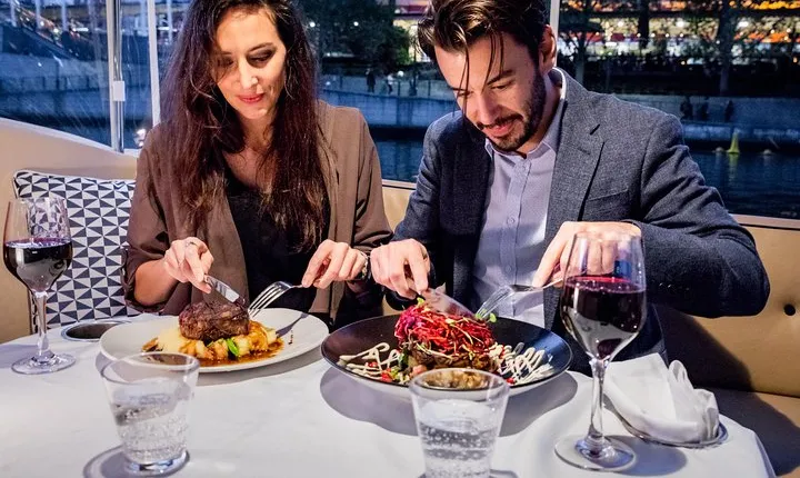 Private Romantic Melbourne Dinner Cruise for 2