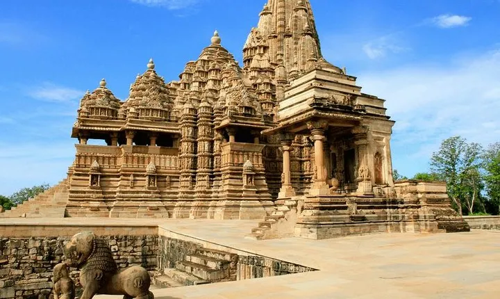 10 Nights 11 Days Golden Triangle with Varanasi & Khajuraho