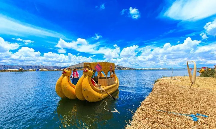 Lake Titicaca (Overnight)