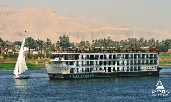 3 Nights at Mayfair Nile Cruise From Aswan