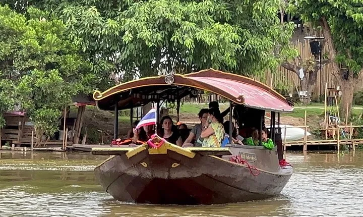 Chiang Mai Mae Ping River Cruise and Thai Farmer House Visit