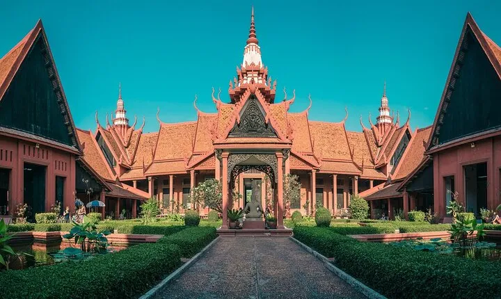 Phnom Pehn City Must See Highlight Guided Tour