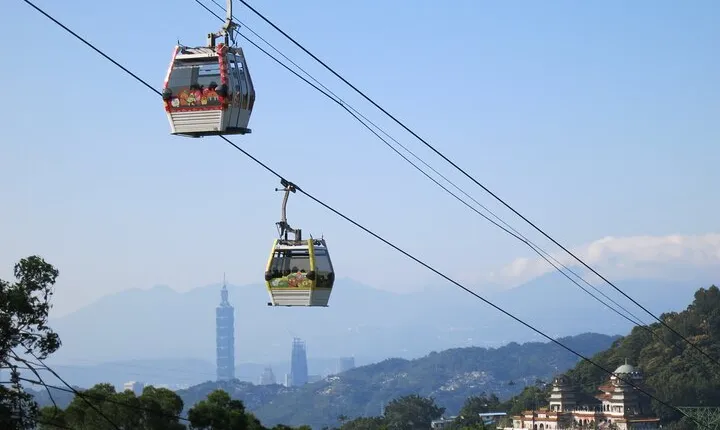 Pinglin Tea Culture & Maokong Day Tour from Taipei