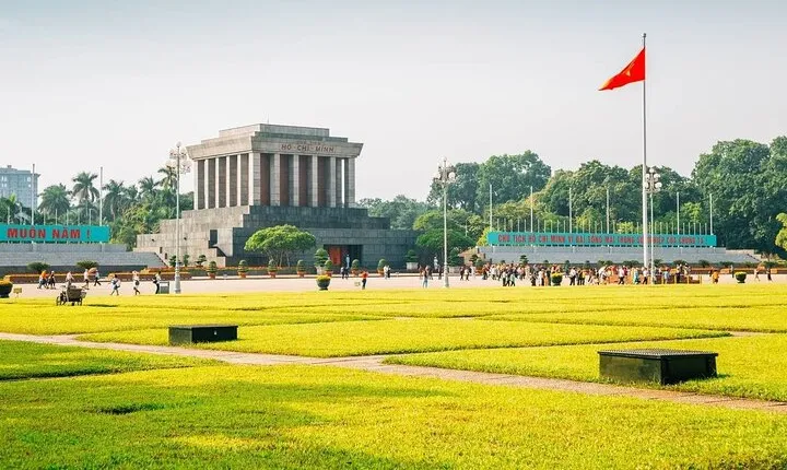 Hanoi City Insights Private Full Day and Guided Tour