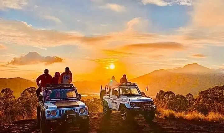 Mount Batur Jeep Sunrise with Black Lava