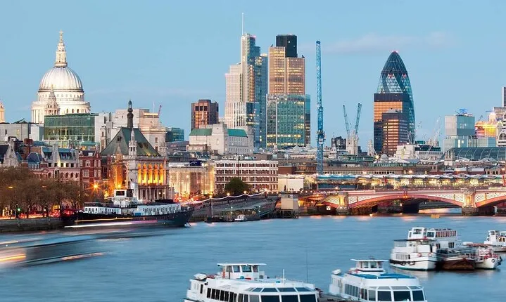 Private Tour Tower of London and River Cruise with Entry