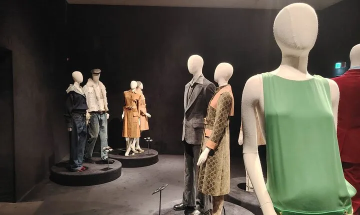 Fashion Museum History Guided Walking Tour in Florence